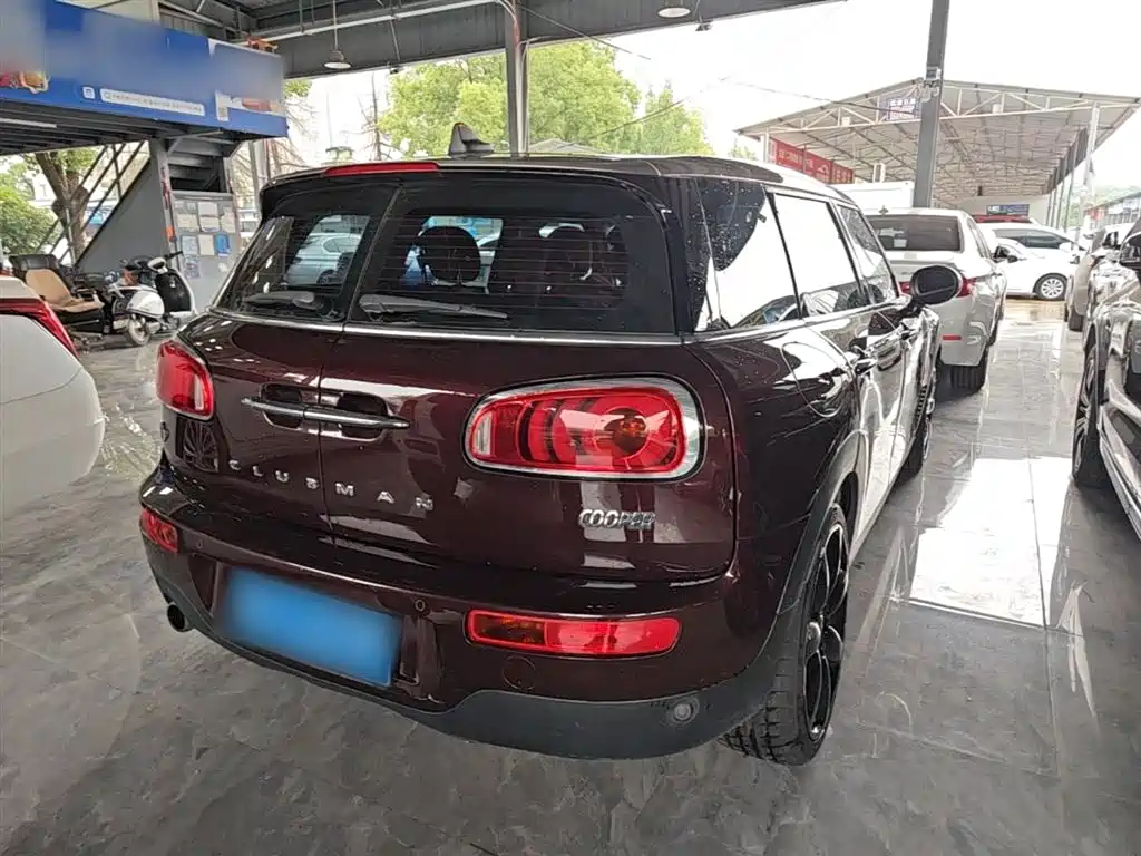 MINI CLUBMAN Facelift 1.5 T COOPER Connoisseur