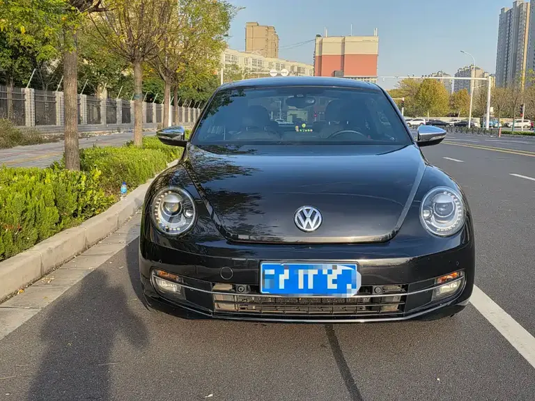 Volkswagen Beetle 甲壳虫 2013款 1.4 TSI Fender摇滚版
