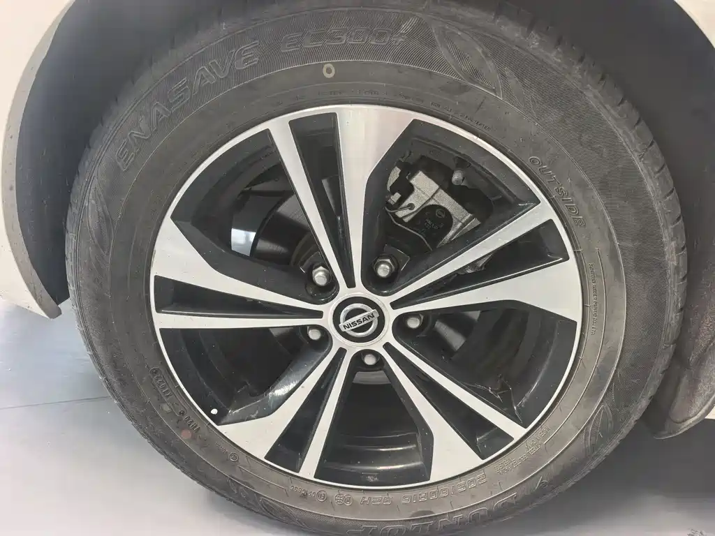Sylphy 1.6 L XL CVT Joy