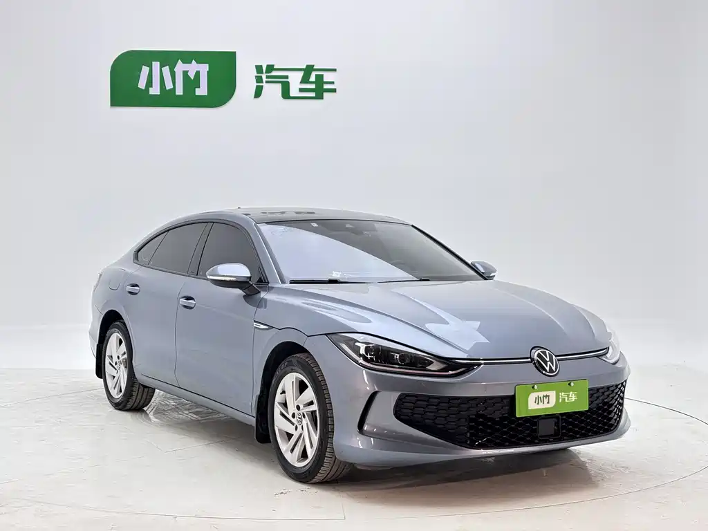 Lamando Lamando L 280 TSI DSG Dazzle Hot
