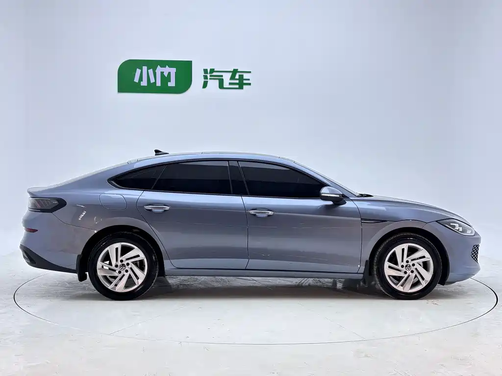 Lamando Lamando L 280 TSI DSG Dazzle Hot