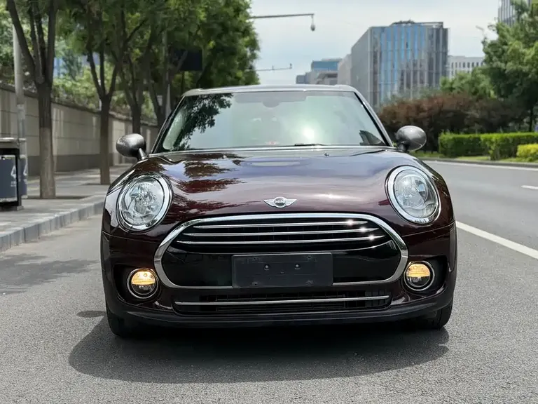MINI CLUBMAN Facelift 1.5 T COOPER