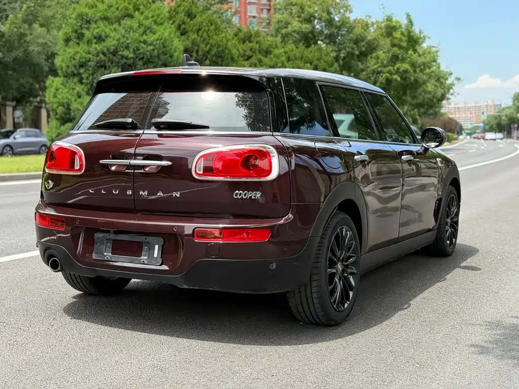 MINI CLUBMAN Facelift 1.5 T COOPER