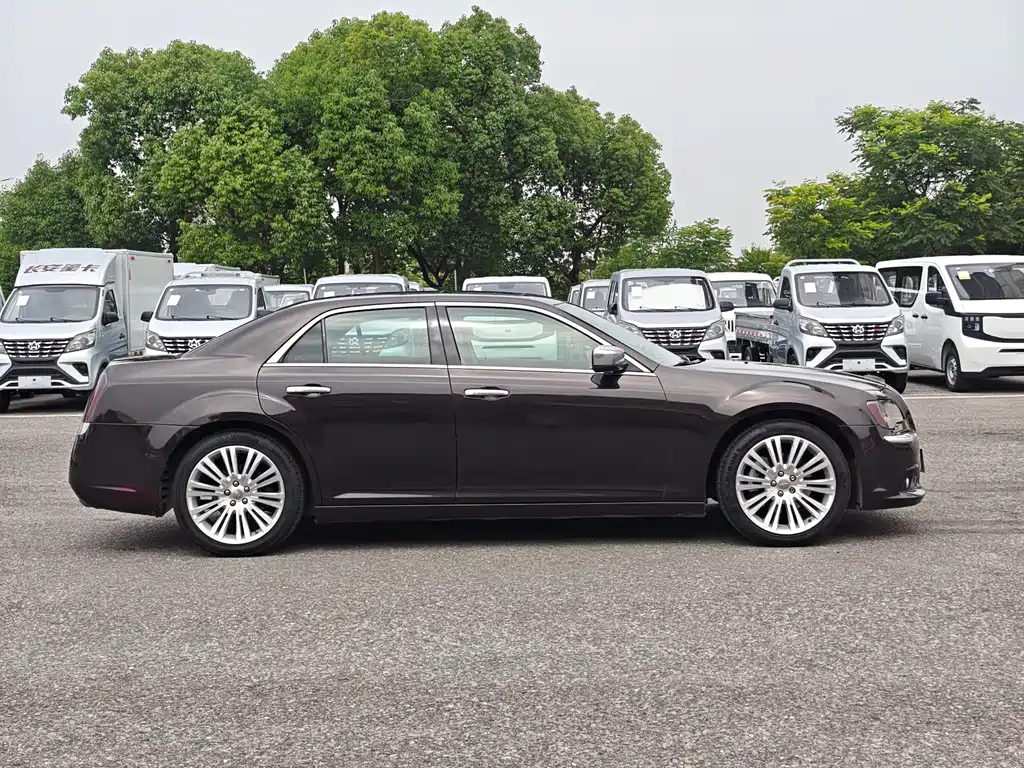 Chrysler 300 C (Import) 3.6 L Premium