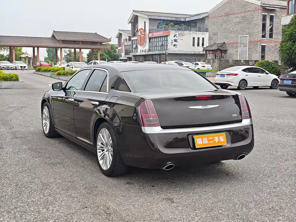 Chrysler 300 C (Import) 3.6 L Premium