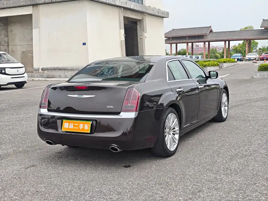 Chrysler 300 C (Import) 3.6 L Premium