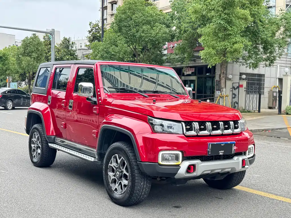 BAIC BJ40 PLUS 2.3 T Auto 4 WD Premium CN-V