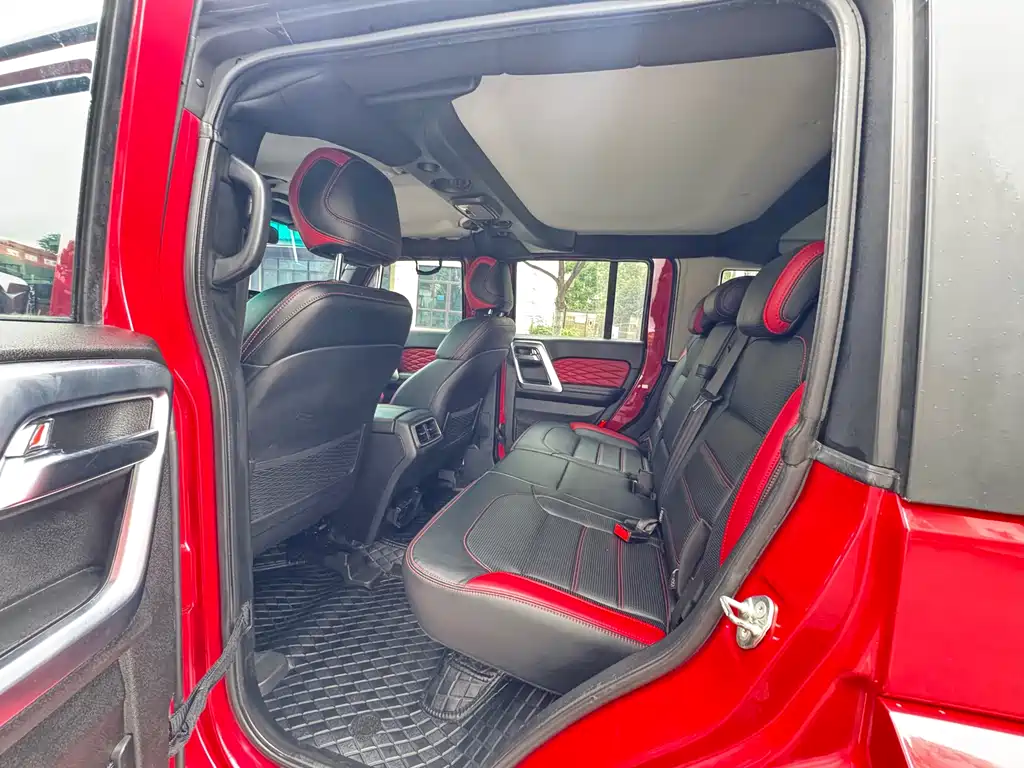 BAIC BJ40 PLUS 2.3 T Auto 4 WD Premium CN-V