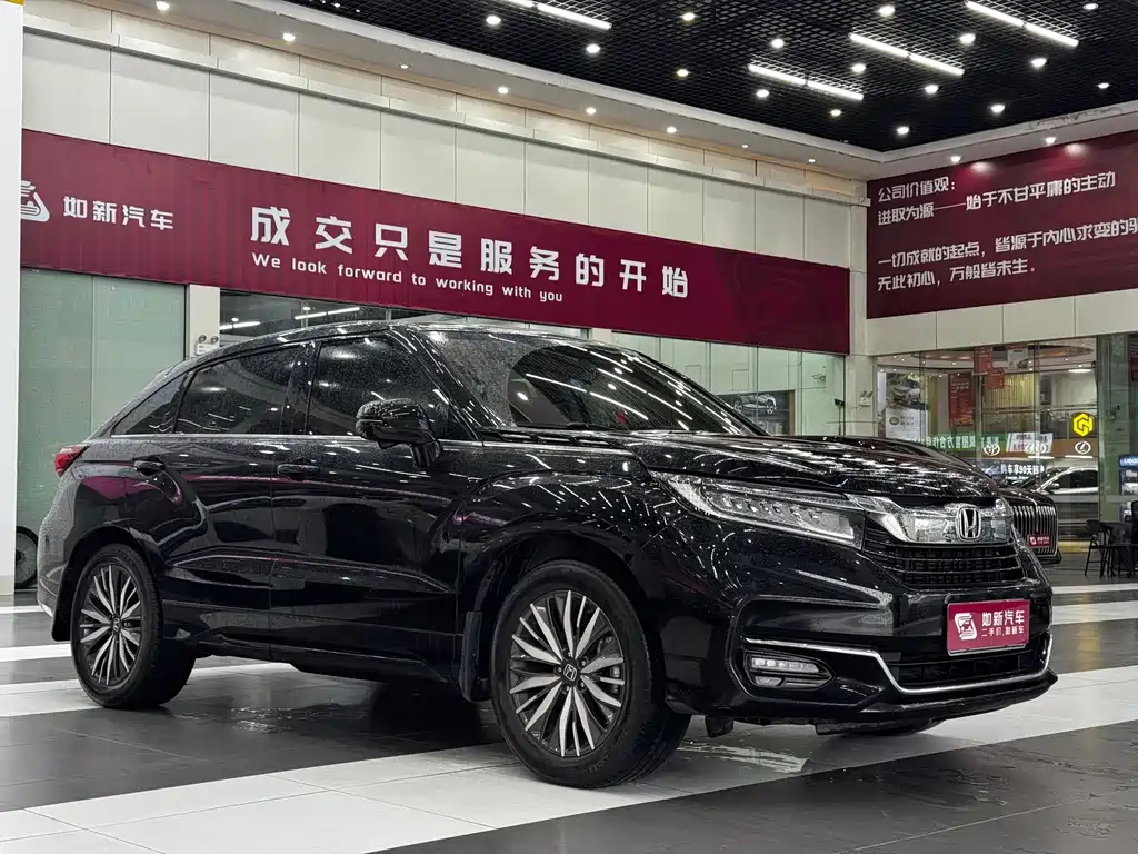 Avancier 370 TURBO 2 WD Luxury