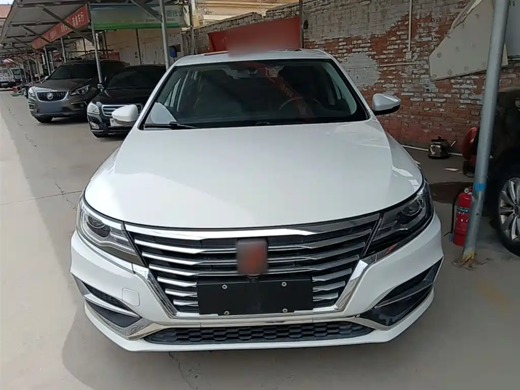 Roewe i6 Classic PLUS 1.6 L CVT 4 G Connected Glory Flagship