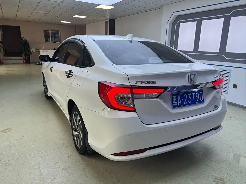 Crider 180 Turbo CVT Luxury CN-V