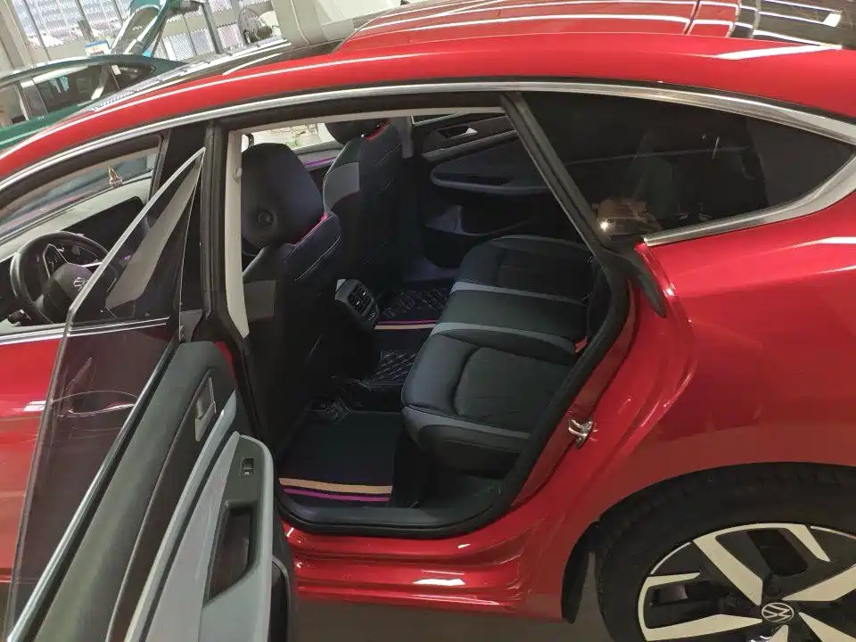 Lamando Lamando L 280 TSI DSG Spicy Cool