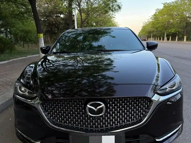 Mazda Atenza 2.5 L Blue Sky Supreme