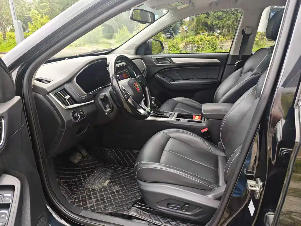 Roewe RX5 NEV eRX5 50 T Hybrid Connected Distinguished Flagship