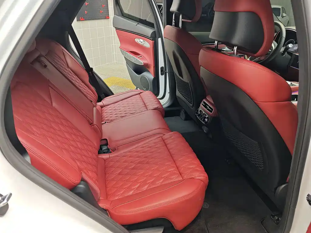 Genesis GV70 捷尼赛思GV70 2023款 2.5 T 四驱旗舰版