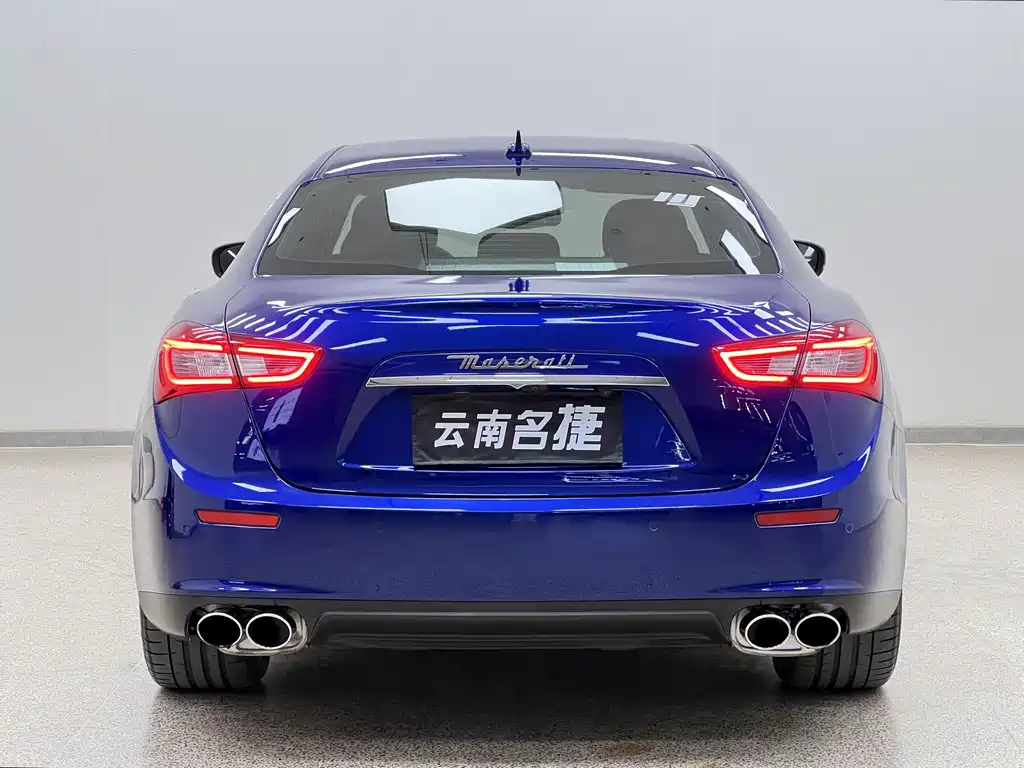 Ghibli 3.0 T Standard