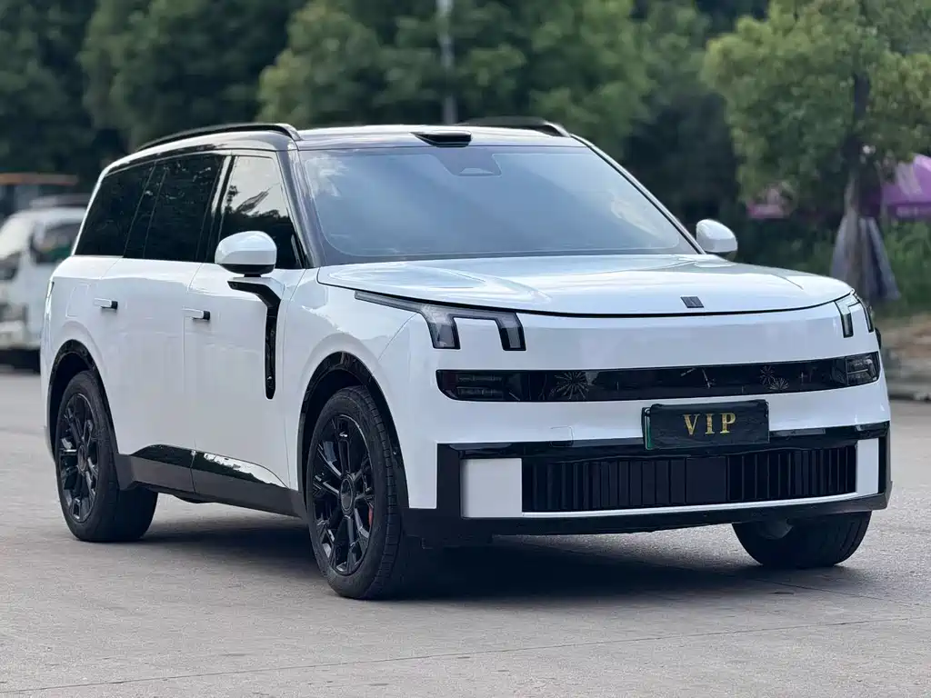 Lynk & Co 900 领克900 2025款 1.5 T Ultra 6座