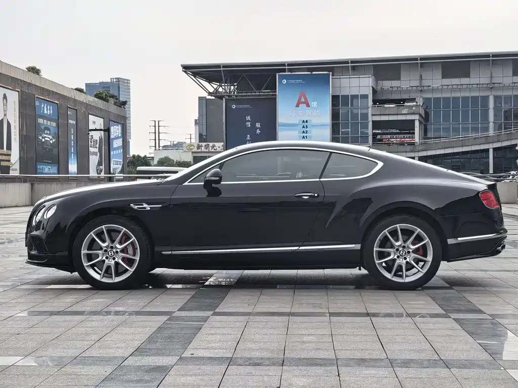 Continental GT 4.0 T GT V8 S Standard