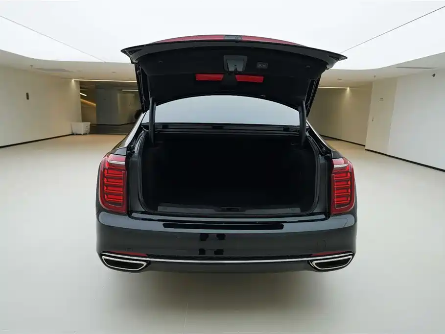 Hongqi H9 2.0 T Connected Flagship Enjoyment