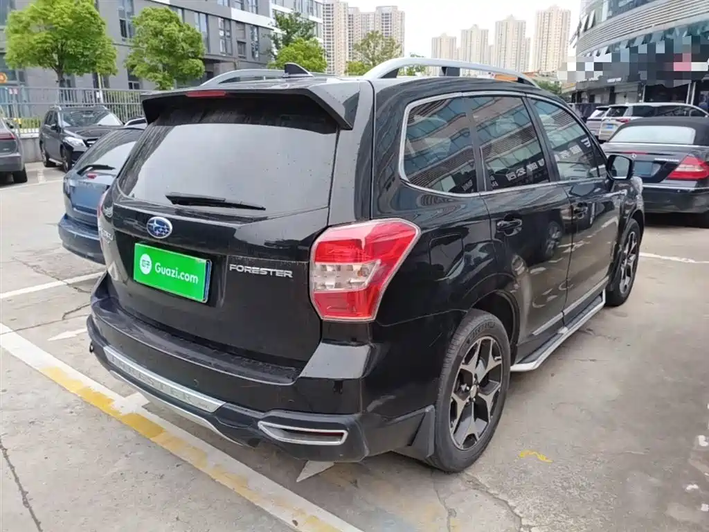 Forester 2.0 i Special Commemorative