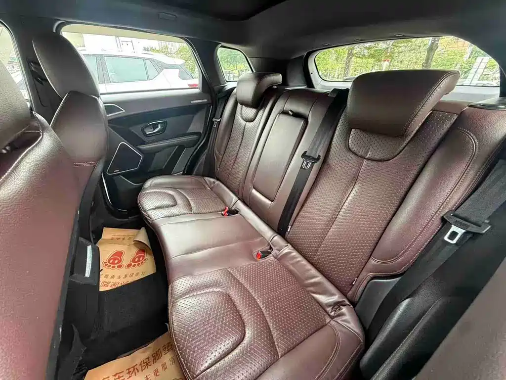 Landwind X7 2.0 T Panoramic Flagship