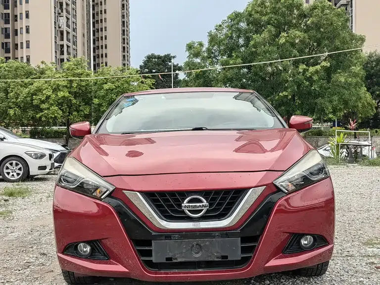 Nissan Lannia 1.6 L CVT Cool