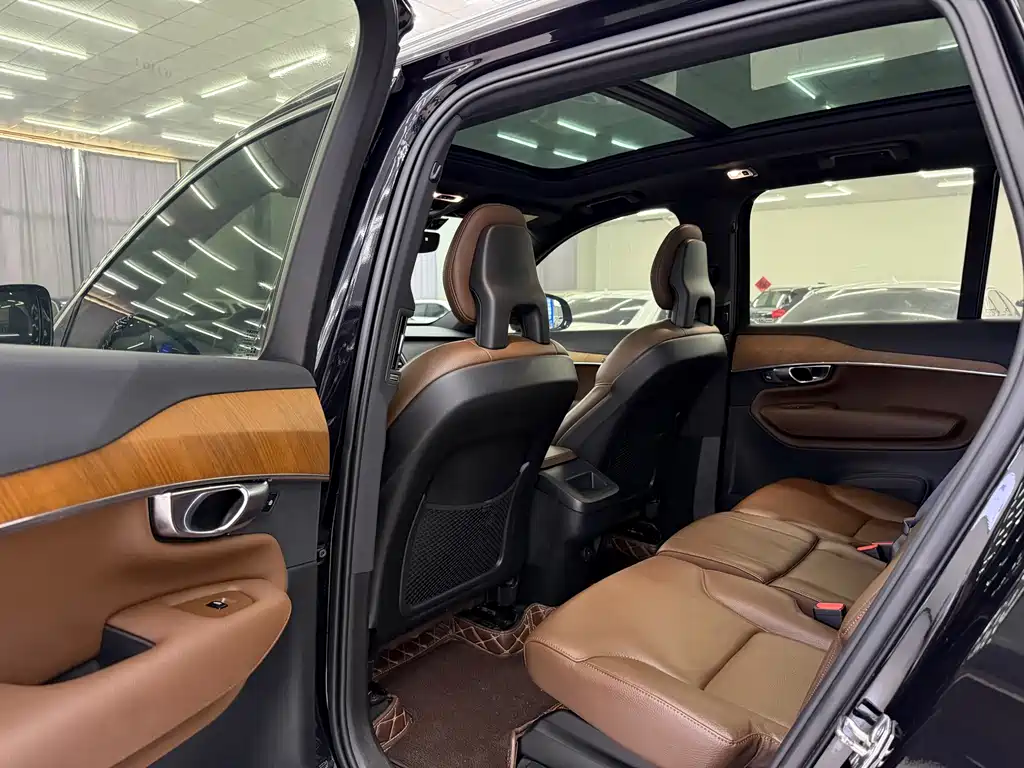 Volvo XC90 B5 Smart Travel Luxury 5-seat