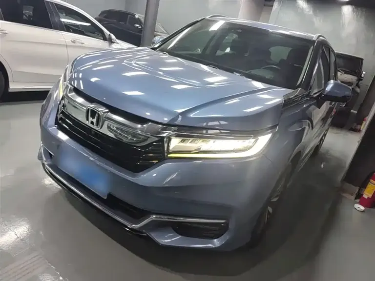 Honda Avancier 370 TURBO 4 WD Supreme