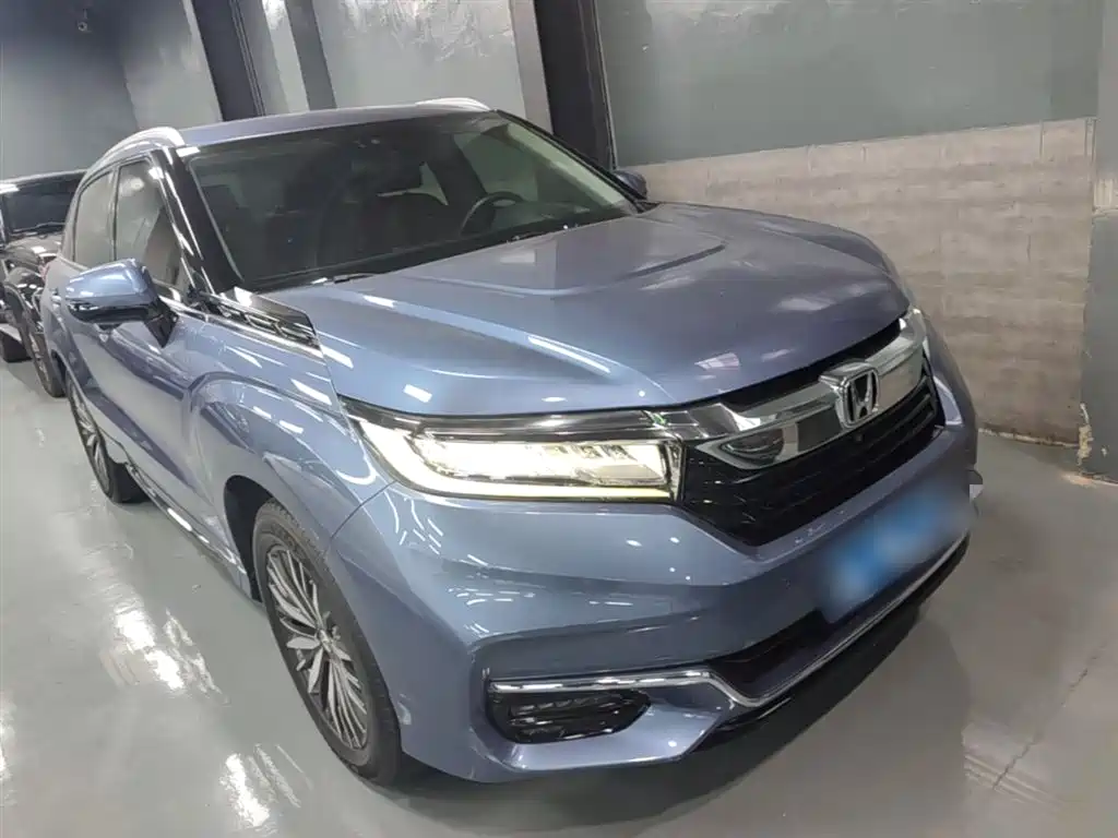 Avancier 370 TURBO 4 WD Supreme