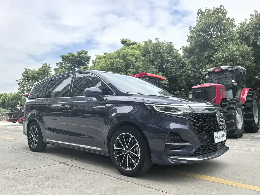 Roewe iMAX8 荣威iMAX8 2022款 400 TGI 至尊版
