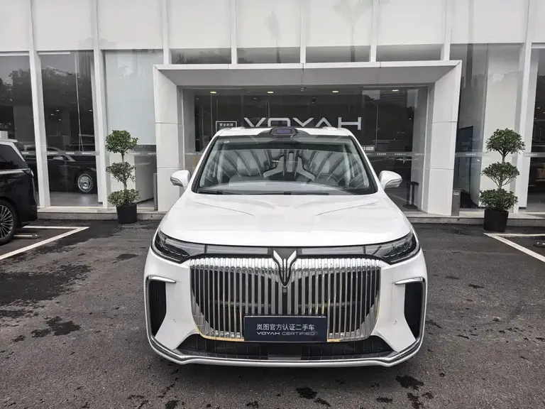Voyah Dreamer PHEV Qiankun Ultra