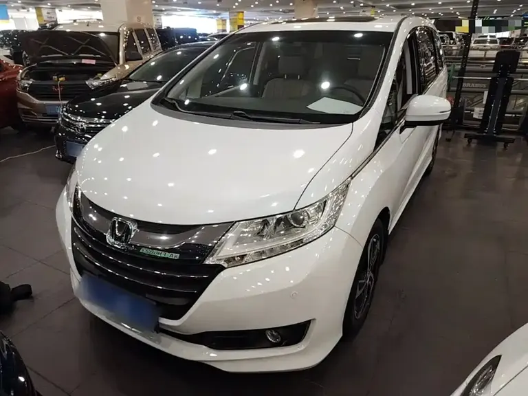 Honda Odyssey 2.4 L Luxury