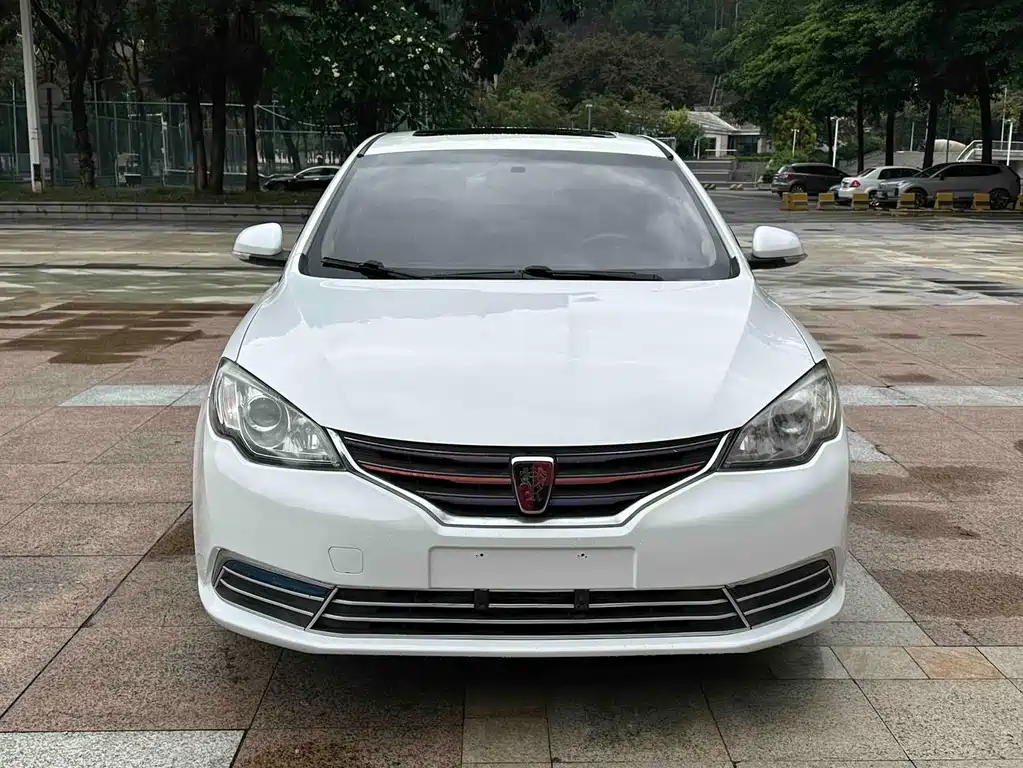 Roewe 360 1.5 L Auto Luxury