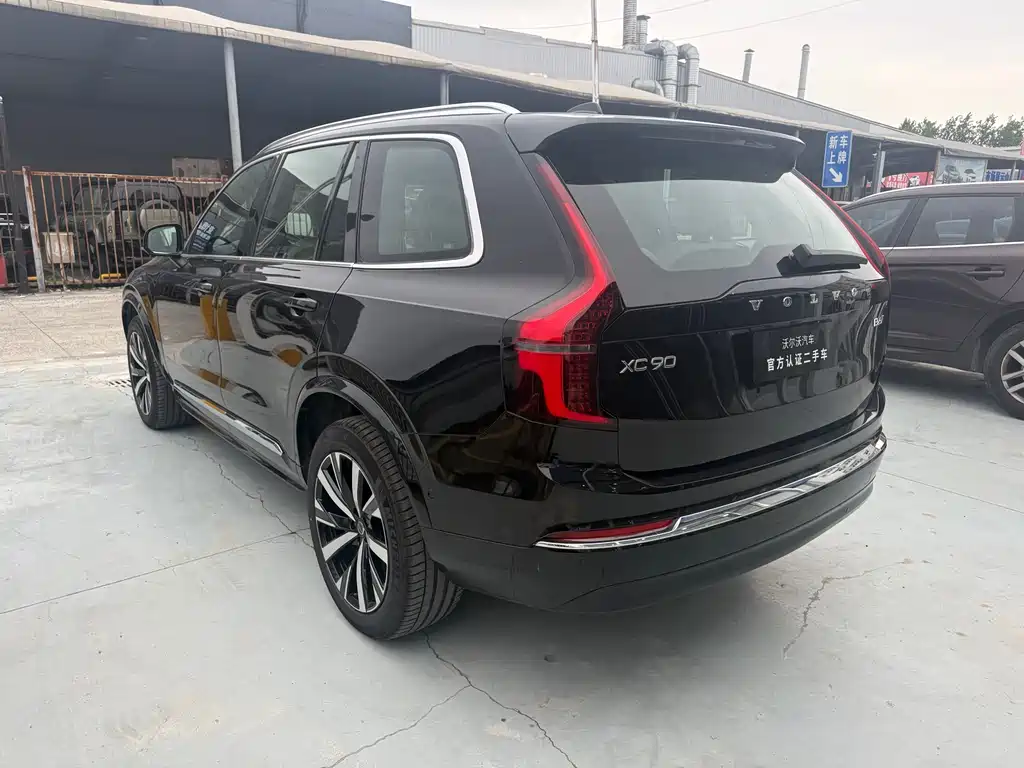 Volvo XC90 Facelift B6 Smart Vision Luxury 6-seat