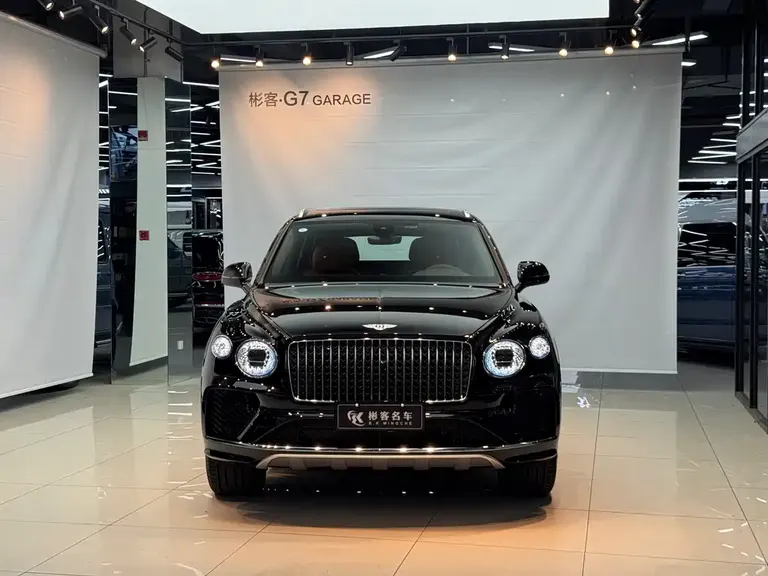 Bentley Bentayga 4.0 T V8 LWB Range