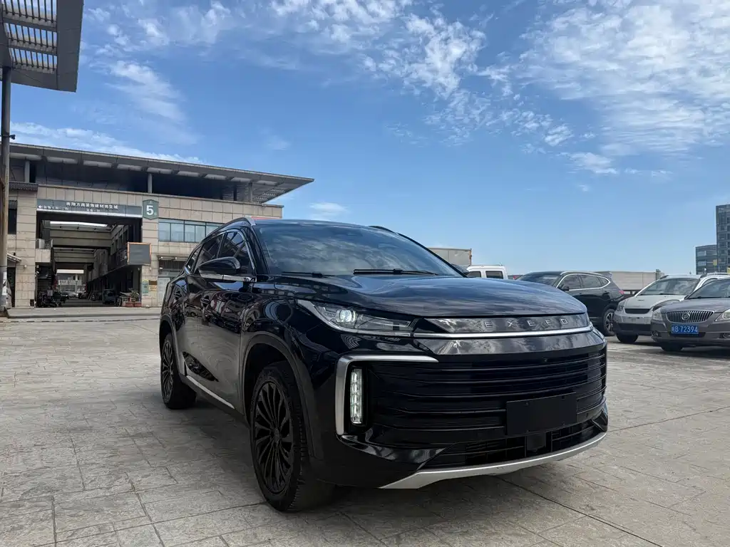 Exeed Lingyun 星途凌云 2021款 400 T 两驱星睿PRO版
