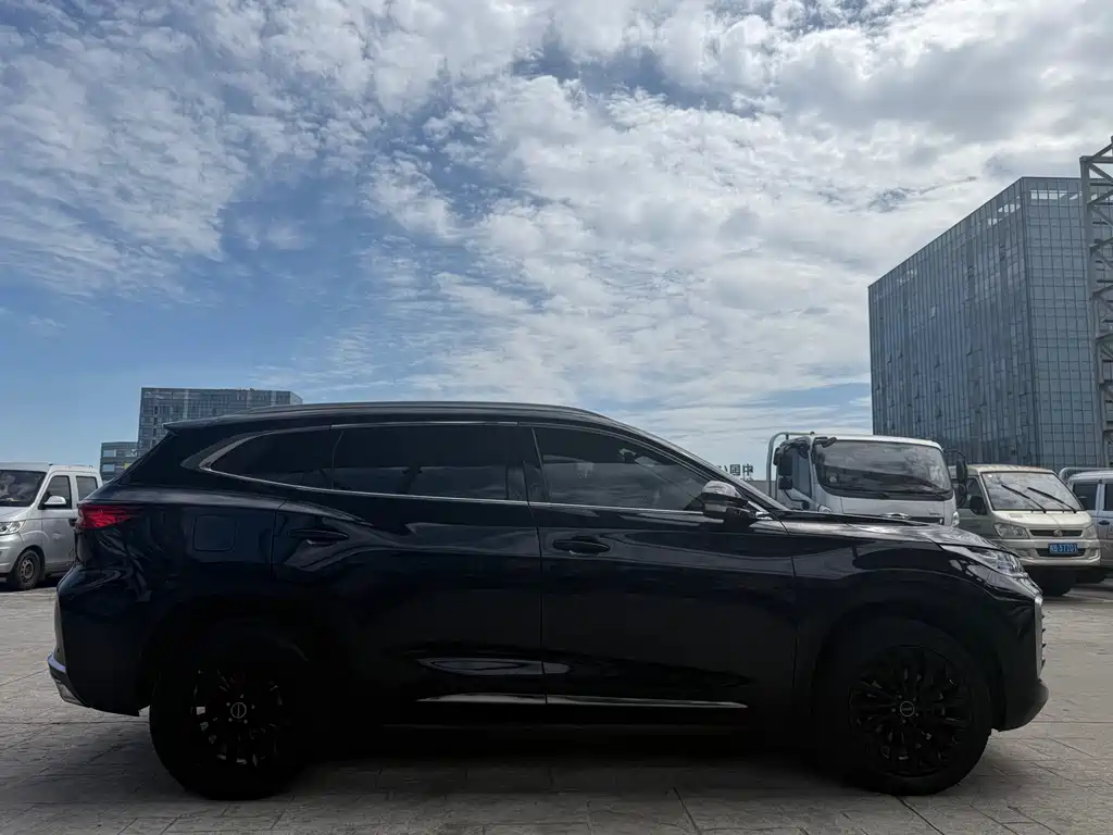 Exeed Lingyun 星途凌云 2021款 400 T 两驱星睿PRO版