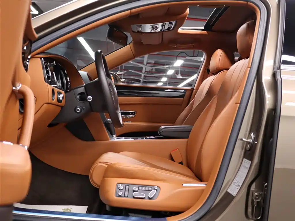 Flying Spur 6.0 T W12 Distinguished
