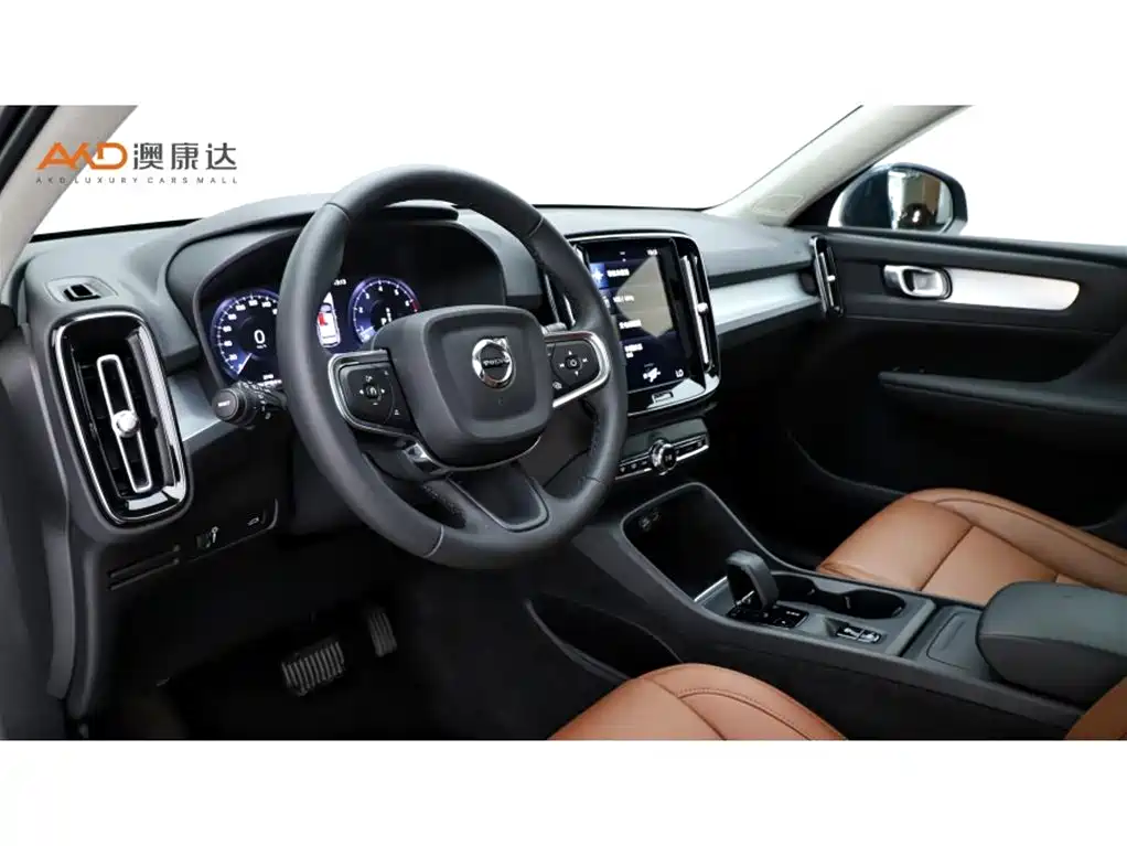 Volvo XC40 沃尔沃XC40/2.0 T/22款/T4 四驱智行时尚版