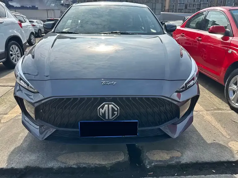 MG5 180 DVVT CVT Youth Luxury