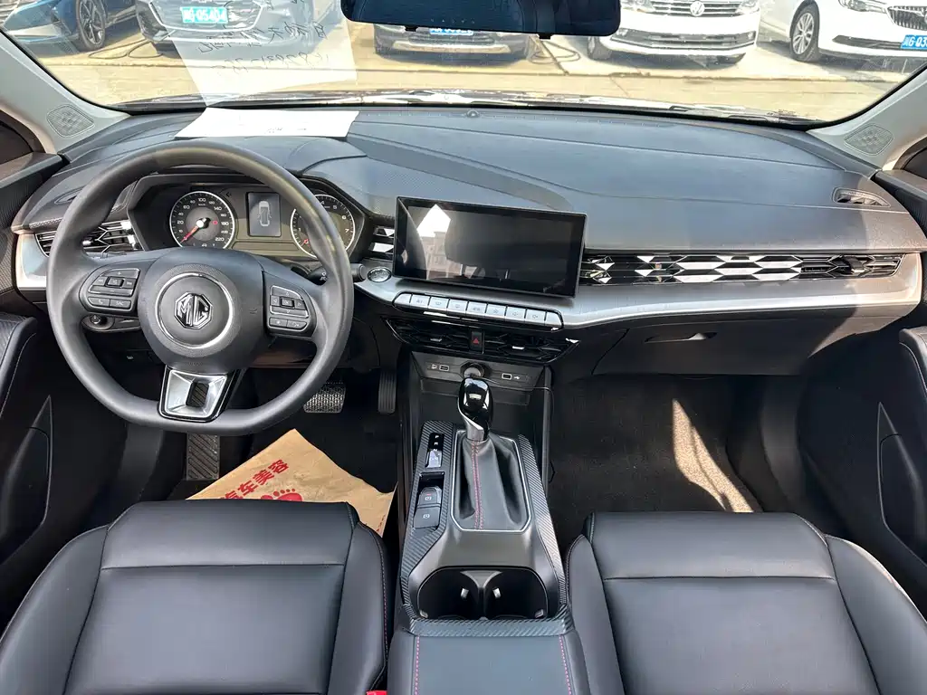 MG5 180 DVVT CVT Youth Luxury