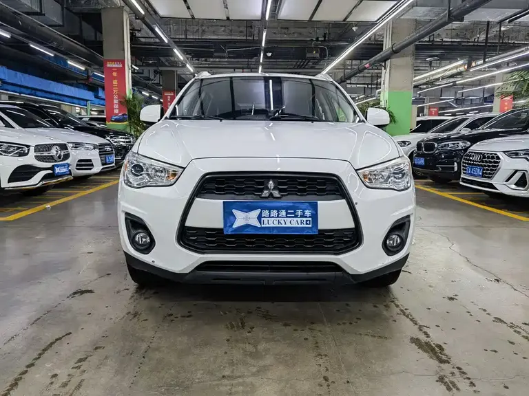 Mitsubishi ASX 劲炫ASX 2015款 2.0 L CVT丝绸之路纪念版