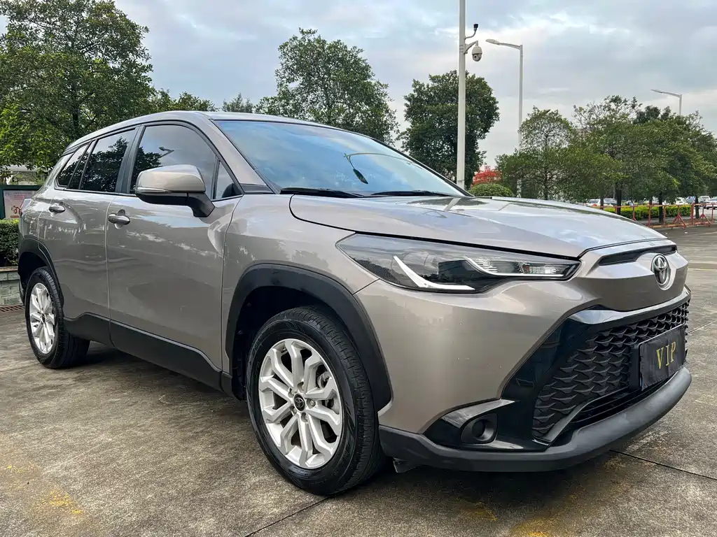 Frontlander 2.0 L CVT Leading