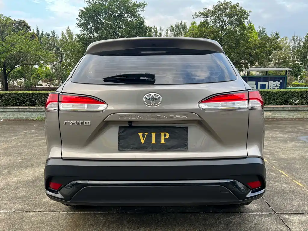 Frontlander 2.0 L CVT Leading