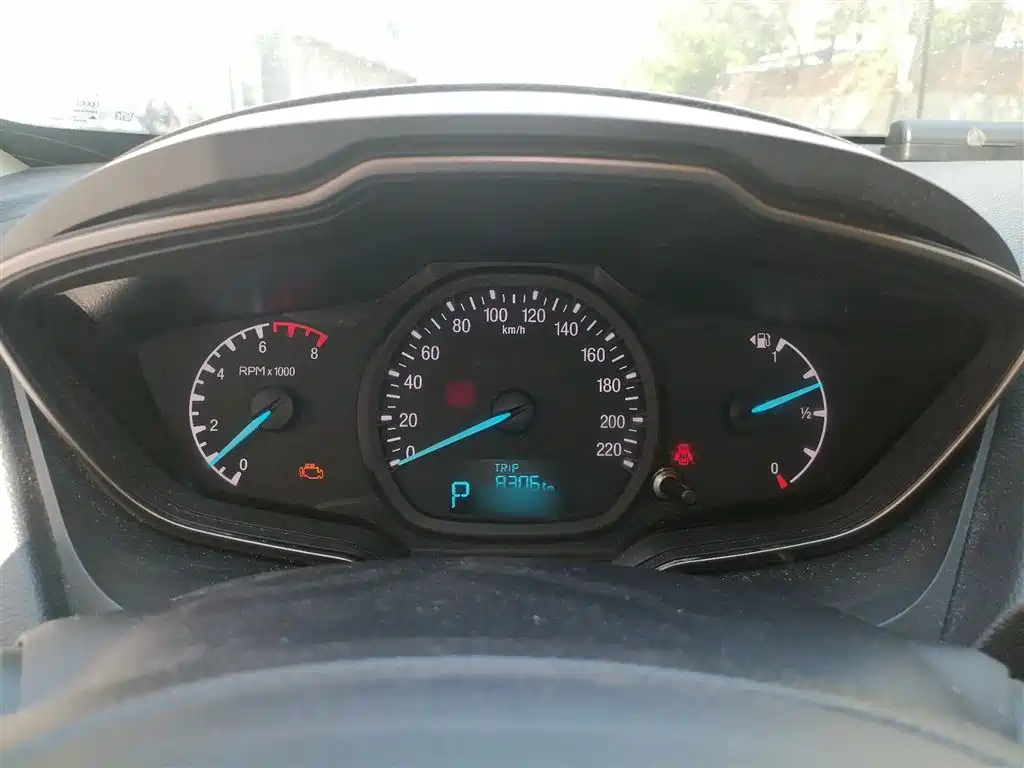Escort Facelift 1.5 L Auto Comfort
