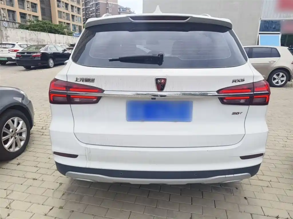Roewe RX5 20 T 2 WD Auto Internet Smart Premium