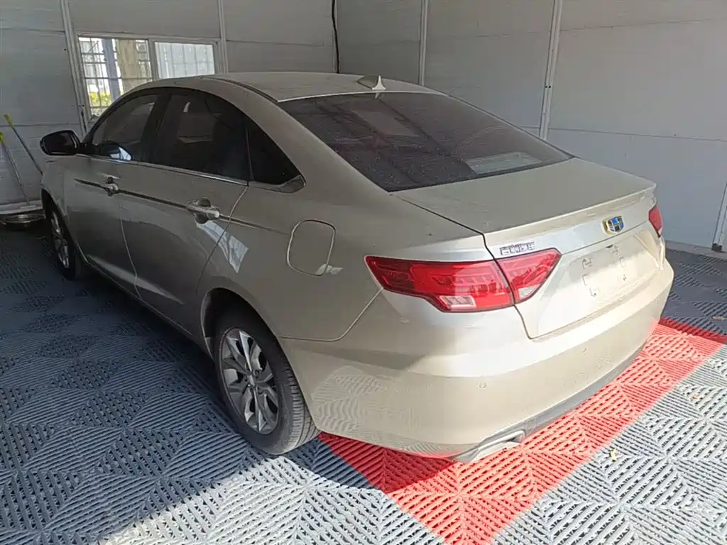 Emgrand GL 1.8 L Manual Elite