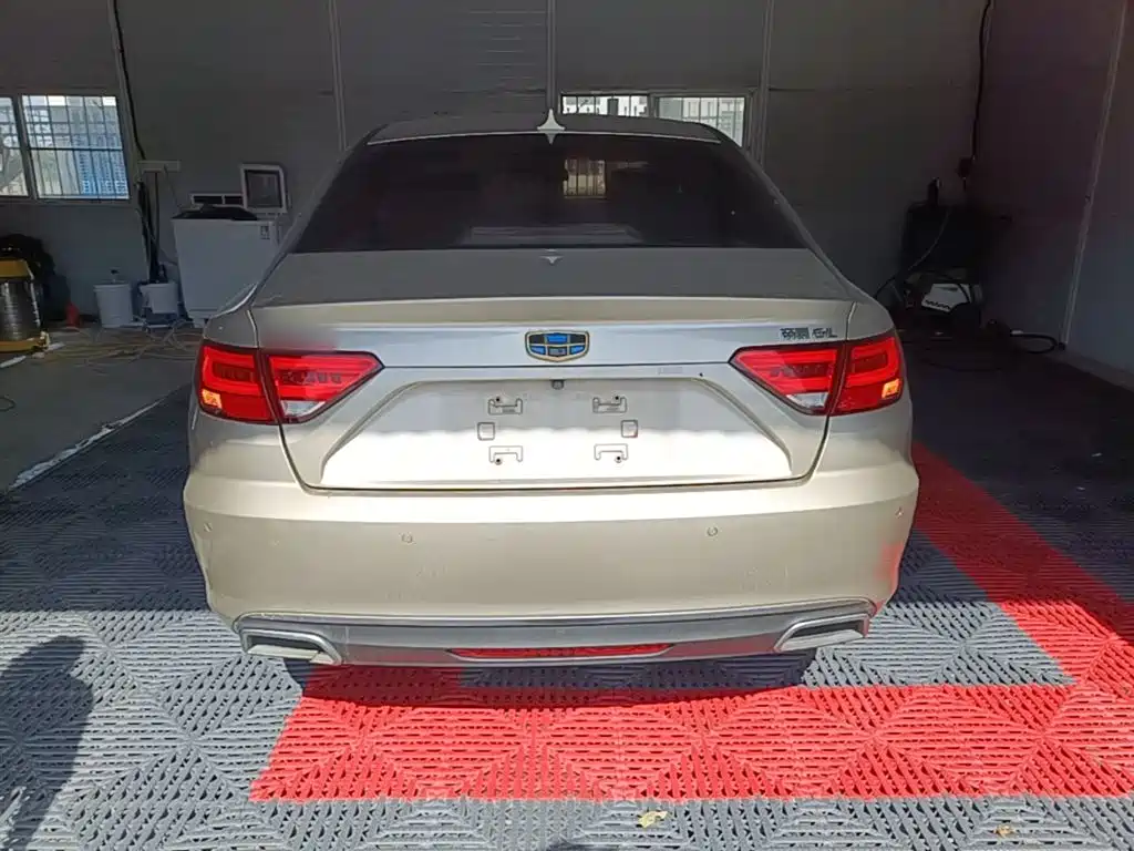 Emgrand GL 1.8 L Manual Elite