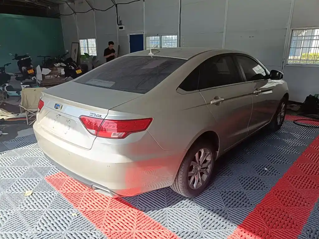 Emgrand GL 1.8 L Manual Elite
