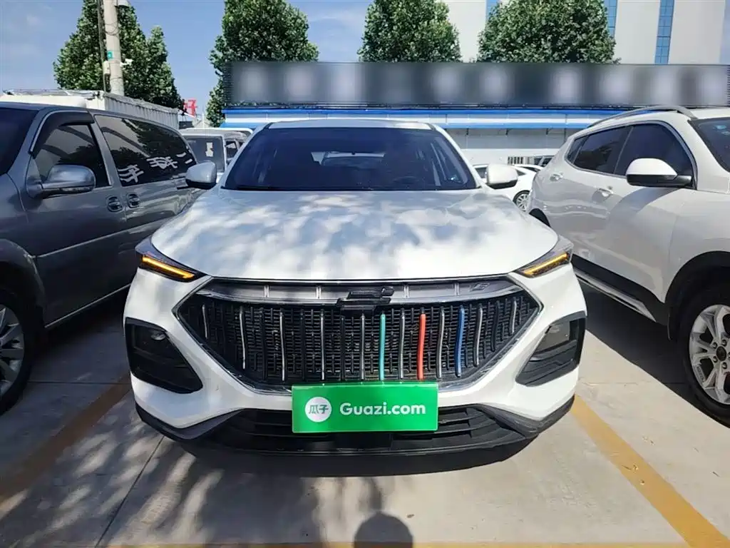 Changan Oshan X5 1.6 L CVT Premium